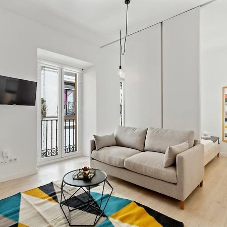 Modern 1 Bedroom Apartment Near Lavapies Madrid Exteriör bild