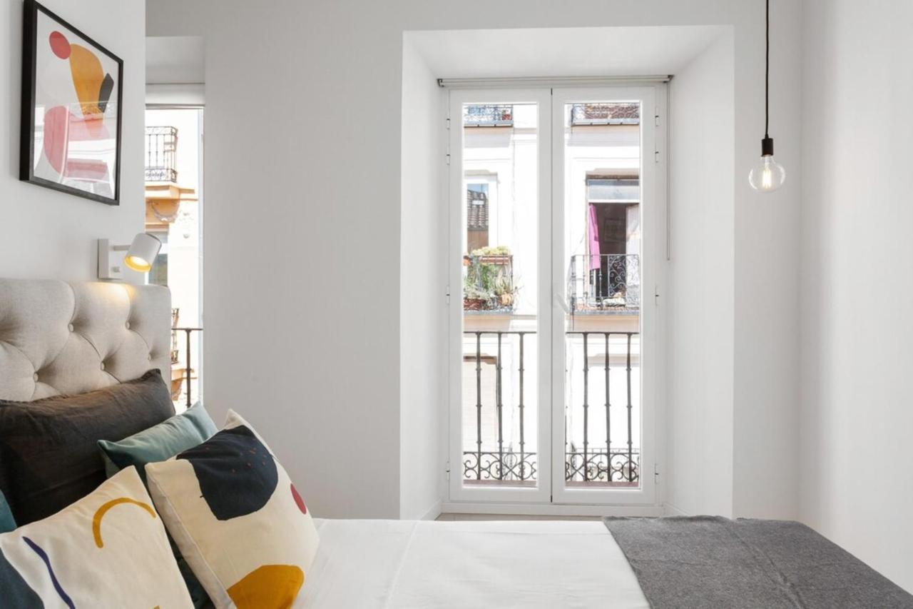 Modern 1 Bedroom Apartment Near Lavapies Madrid Exteriör bild